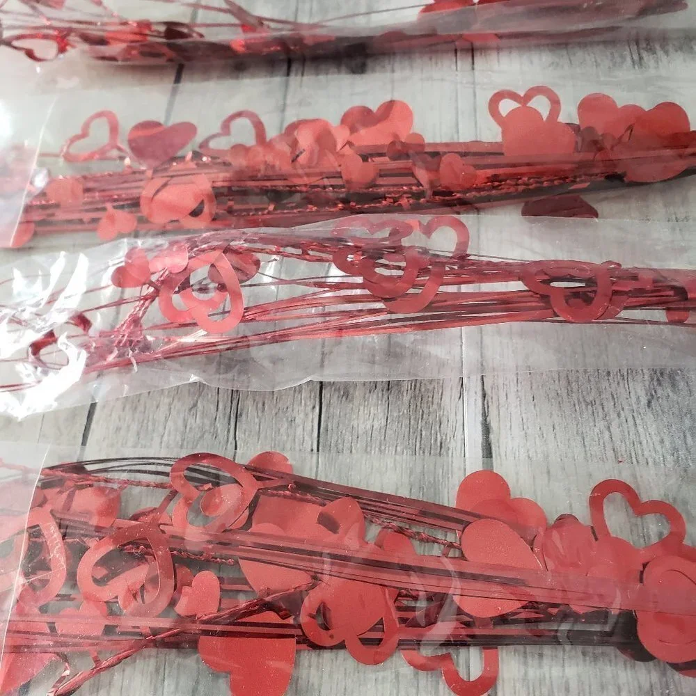 NWT - Lot of 6 Red Hearts and Foil Strands Floral Picks 12